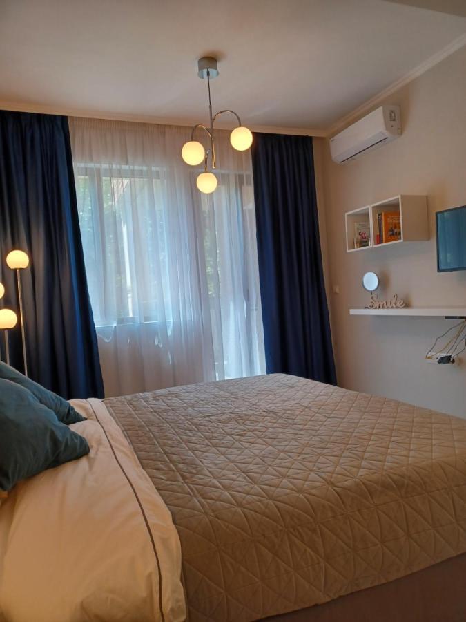 Tara Deluxe Apartment Warna Exterior foto