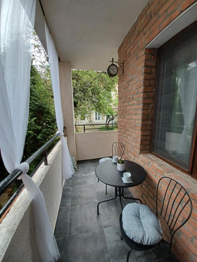 Tara Deluxe Apartment Warna Exterior foto